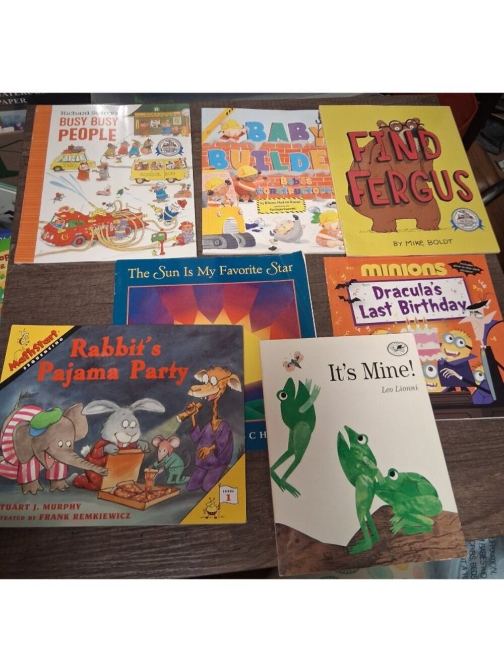 Young Reader Story Book Bundle Minons Counting Bedtime